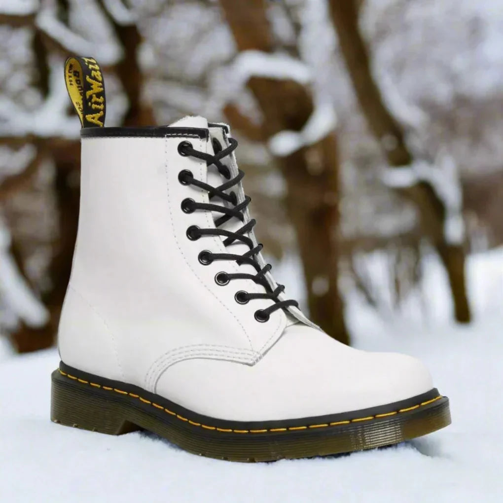 Women’s elegant classic lace-up boots – women