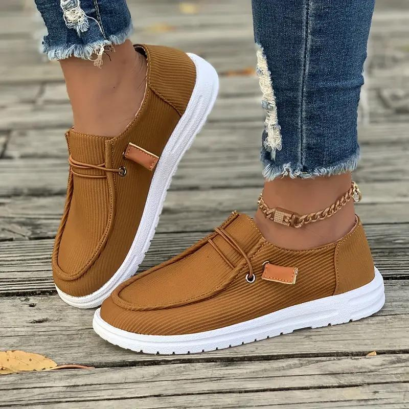 Casual shoes for women