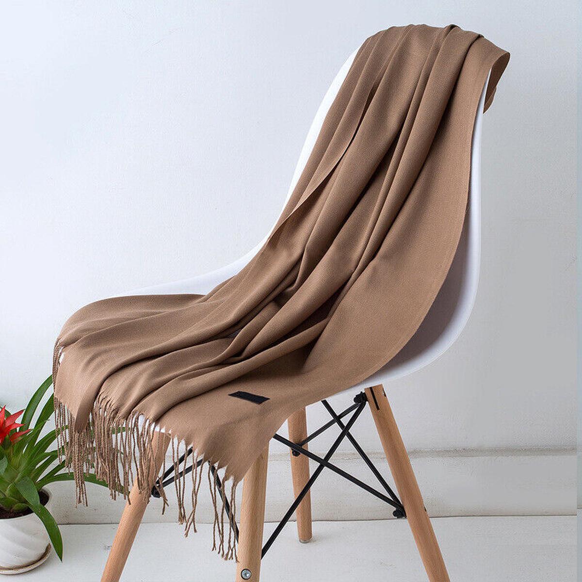 Long cashmere scarf with fringe, soft and elegant