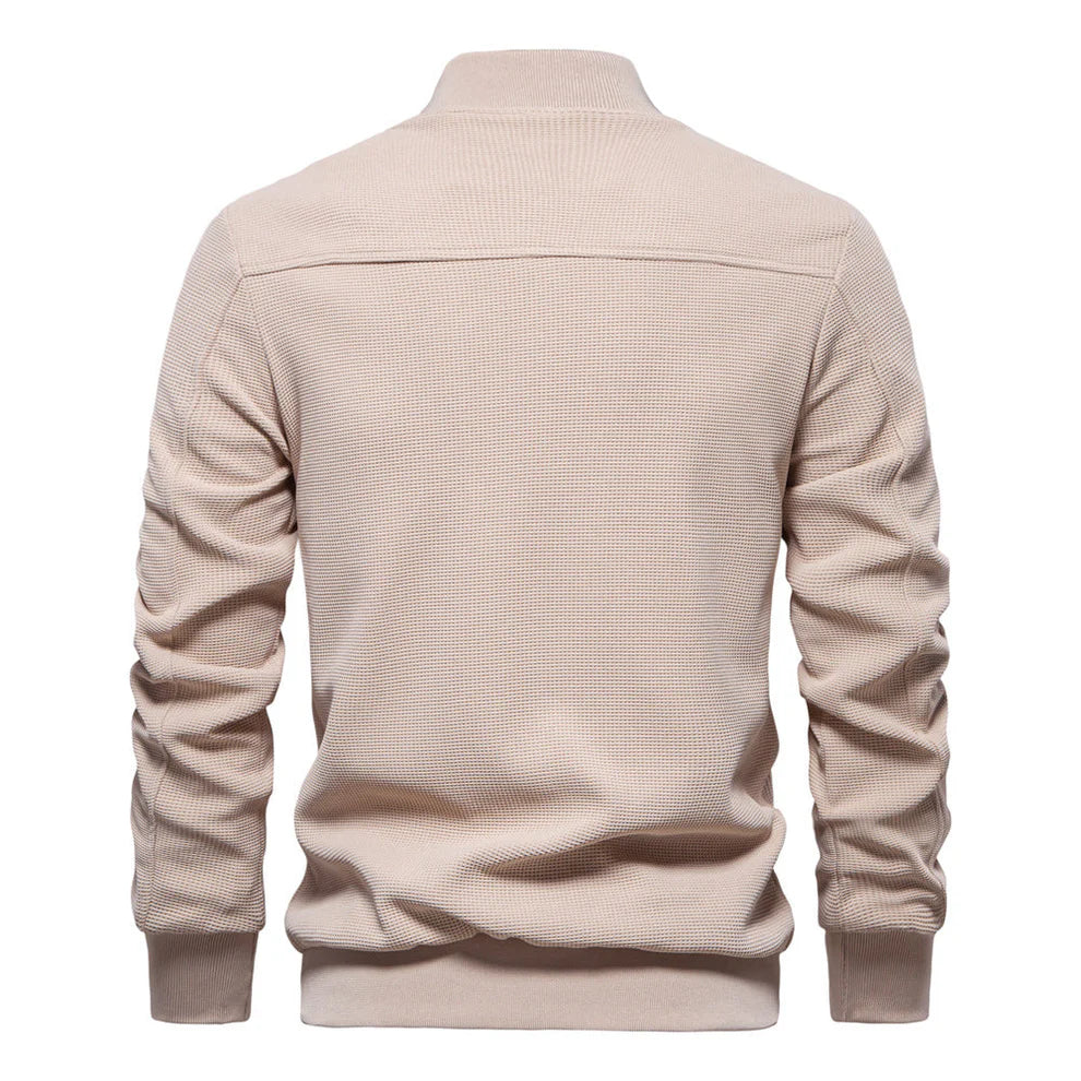 Men’s insulated jacket with adjustable hood – men