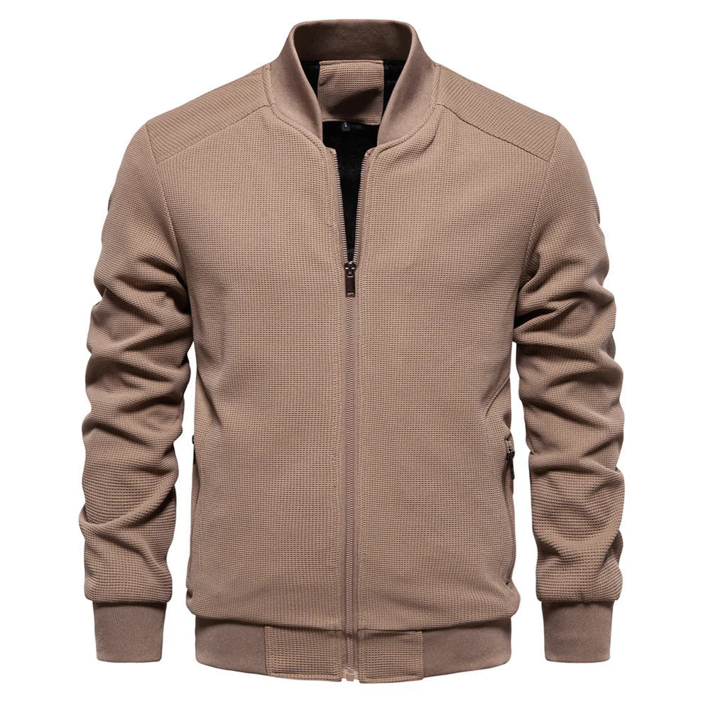 Men’s insulated jacket with adjustable hood – men