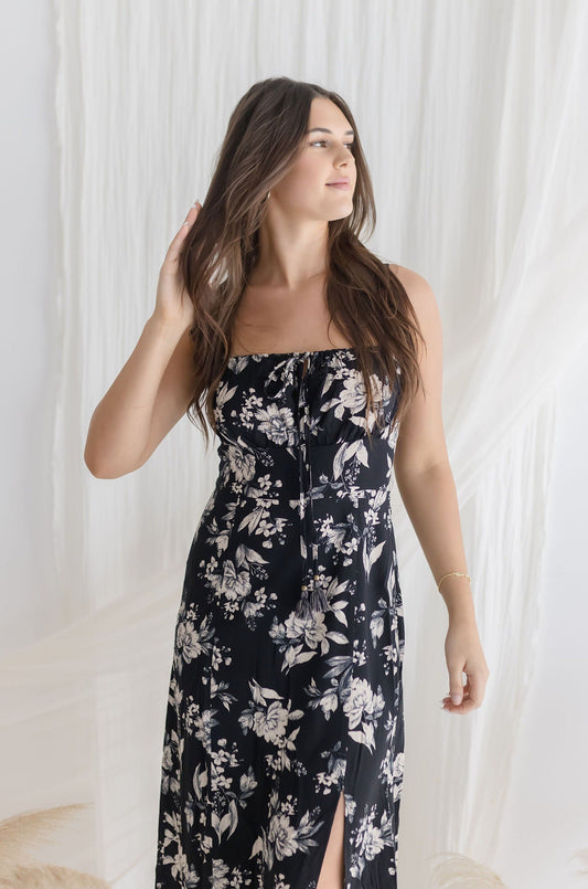 Lydia Sleeveless Floral Print Maxi Dress Black