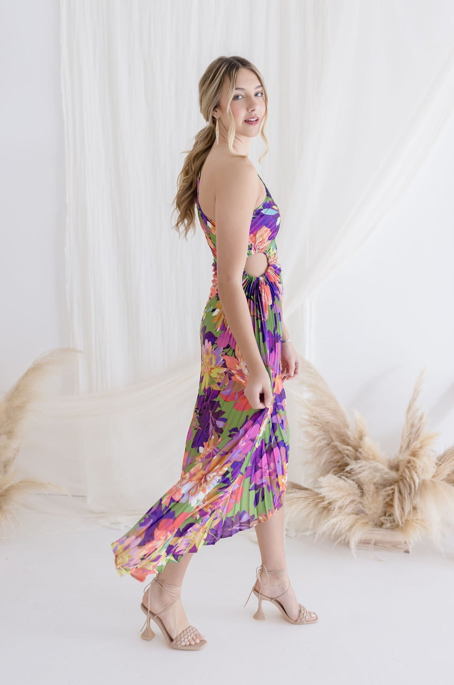 Waitlist 6/25 ♥ Skye One Shoulder Pleated Floral Maxi Dress Violet