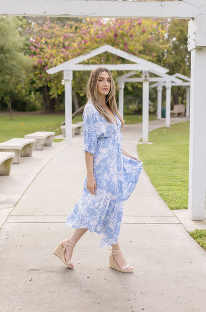 Avery Kimono Sleeve Abstract Print Midi Dress Blue