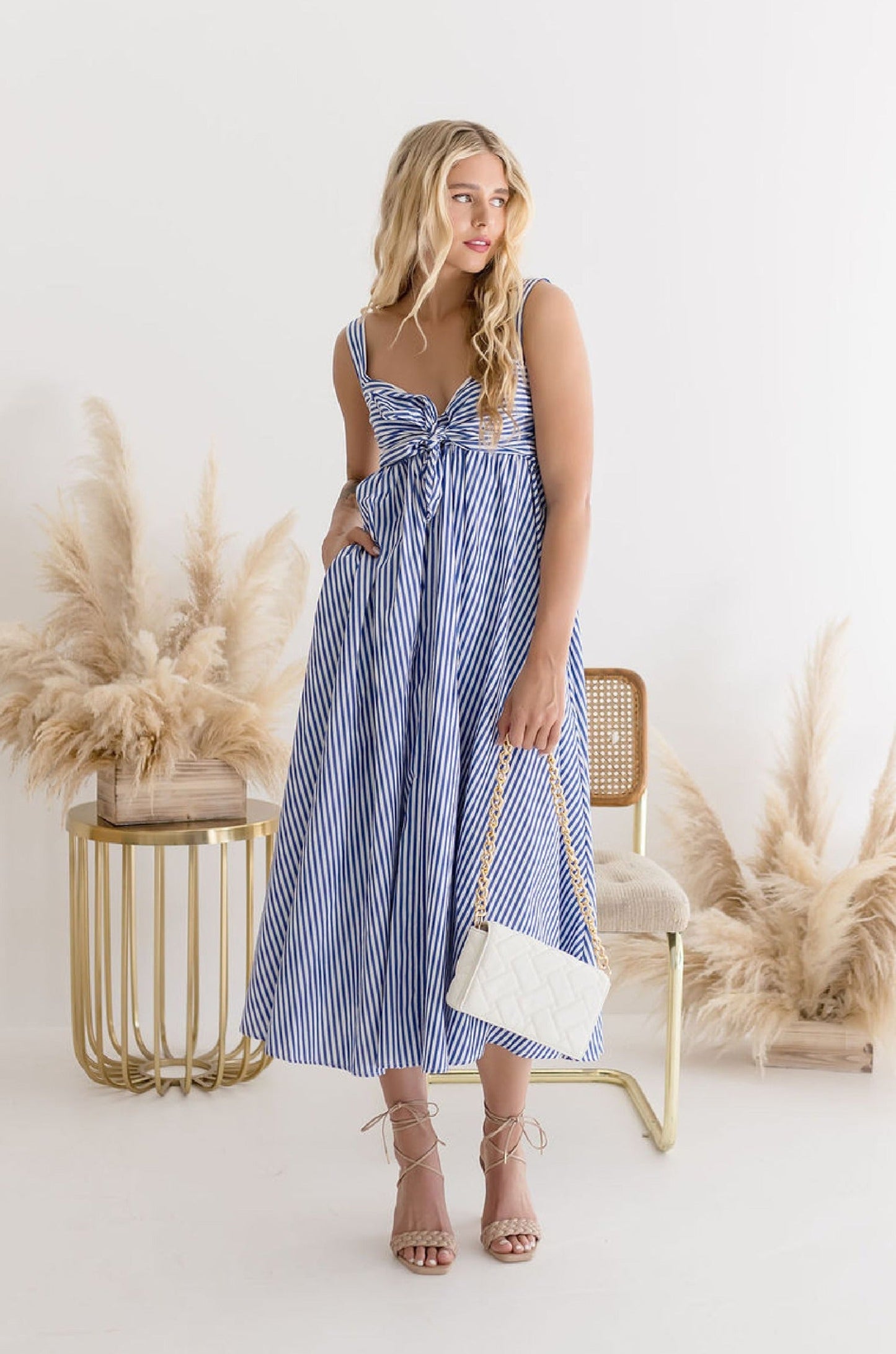 Madison Sleeveless Stripe Print Midi Dress Blue