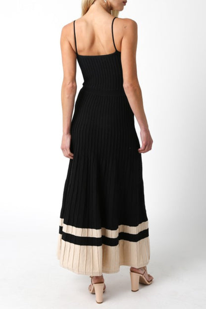 Waitlist 7/15 ♥ Kennedy Sleeveless Pleated Knit Midi Dress Black