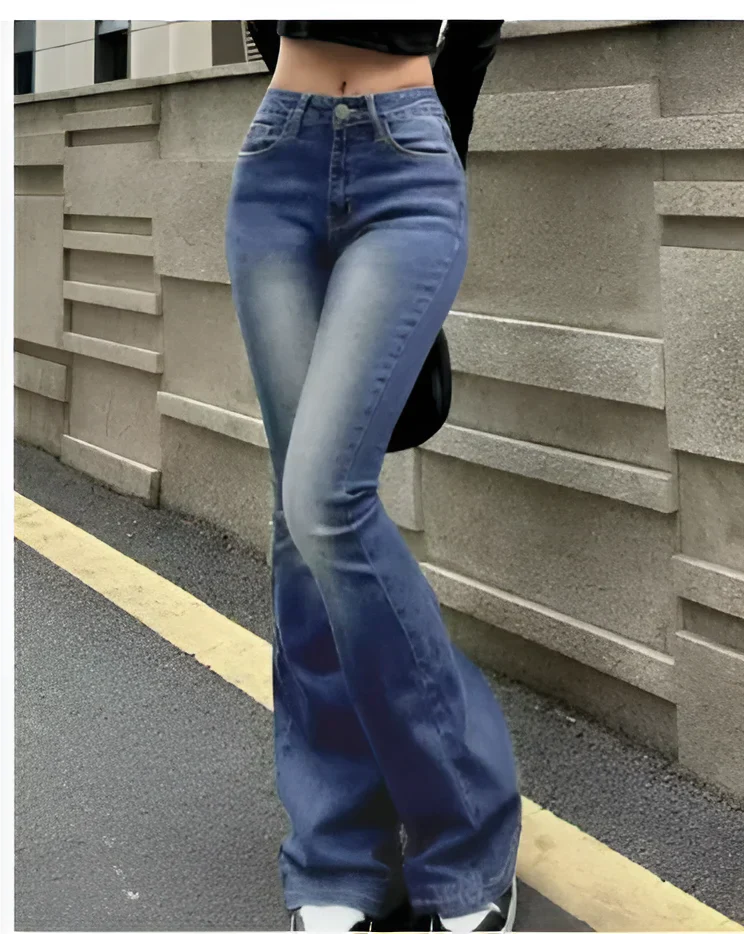 High-waisted flared slim-fit jeans – women