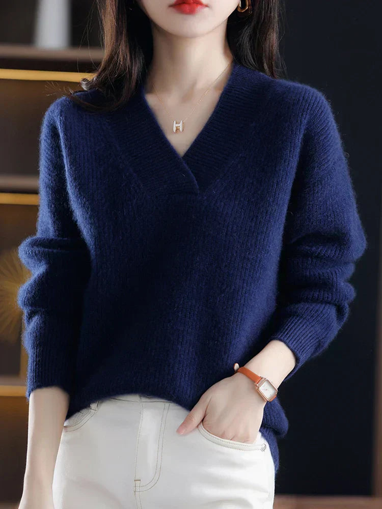 Long-sleeve v-neck knit sweater with ribbed sleeves – women