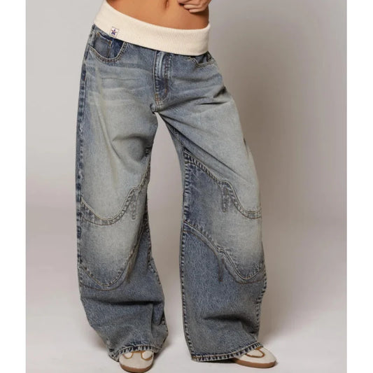Urban women's jeans in a relaxed fit with an elasticated waistband