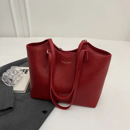 Sienna retro shoulder tote bag in a vintage look