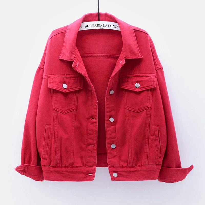 Short buttoned jacket with chest pocket – women