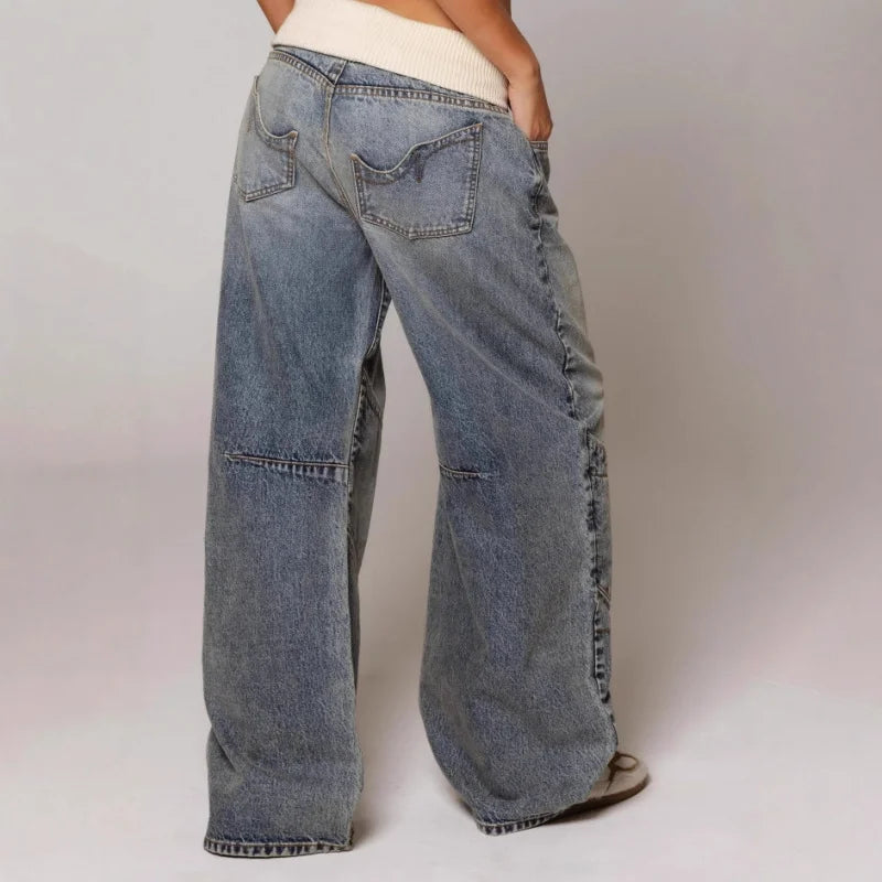 Urban women's jeans in a relaxed fit with an elasticated waistband