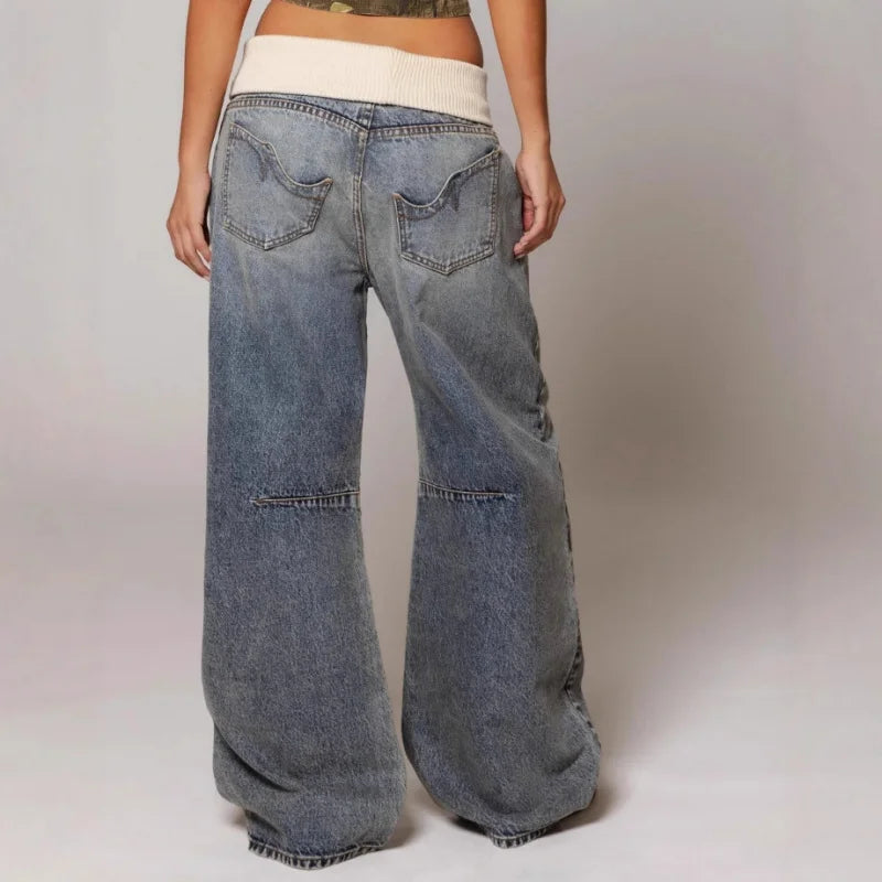 Urban women's jeans in a relaxed fit with an elasticated waistband