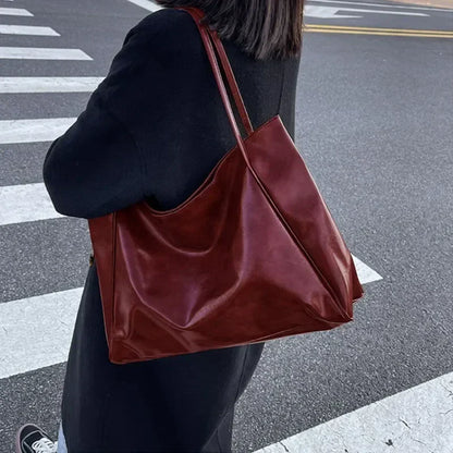 Aura minimalist tote bag with a clean shape