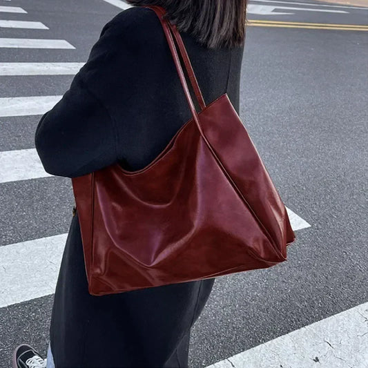 Aura minimalist tote bag with a clean shape