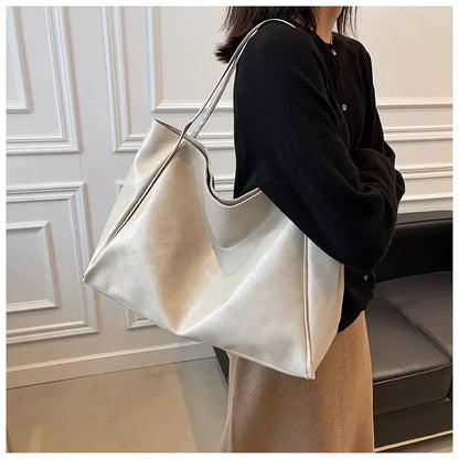 Aura minimalist tote bag with a clean shape