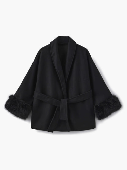 Women's coat with faux fur trim – elegant short winter coat