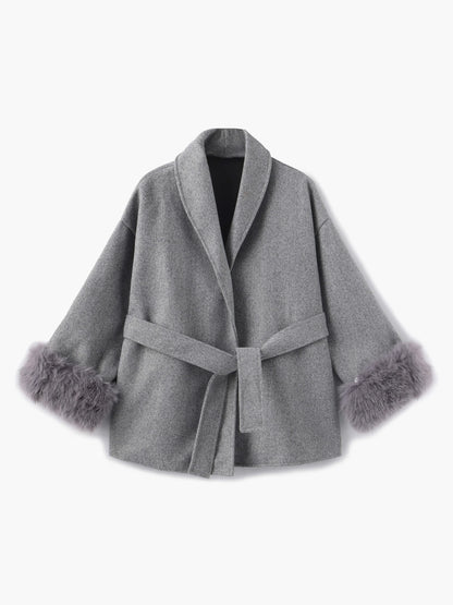 Women's coat with faux fur trim – elegant short winter coat
