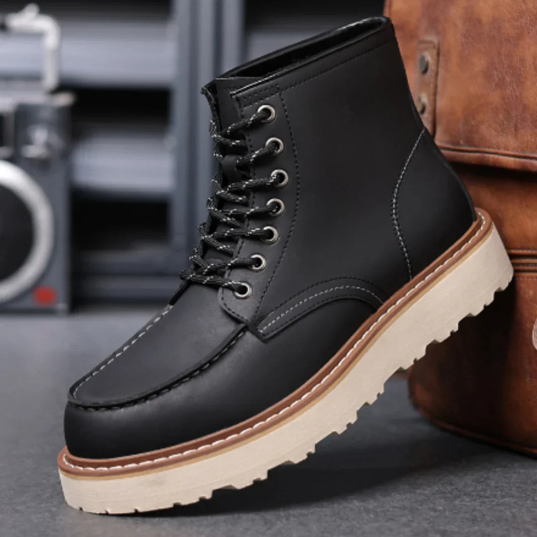 Classic lace-up work boots – men