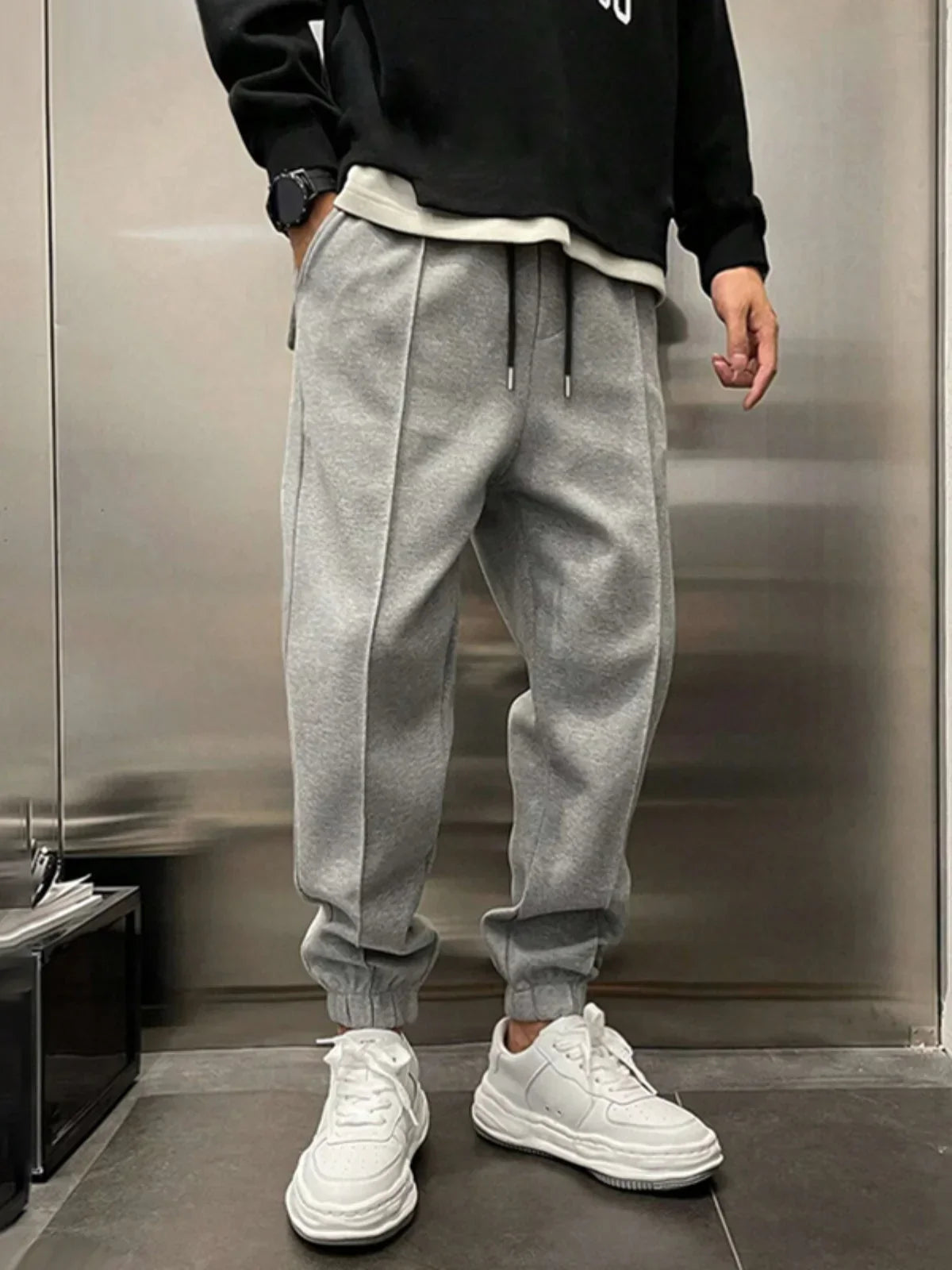 Eike classic joggers – men
