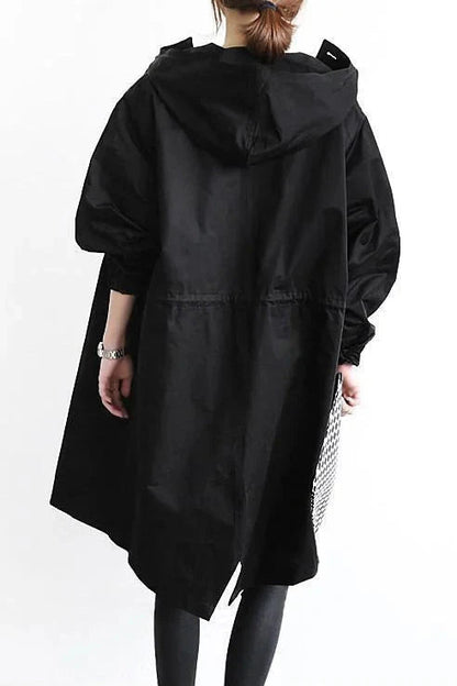 Raincoat for trend-conscious ladies