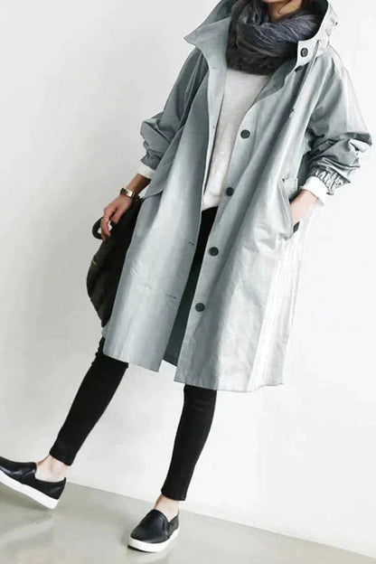 Raincoat for trend-conscious ladies