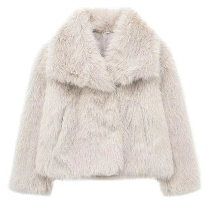 Warm fur jacket for women in a stylish design