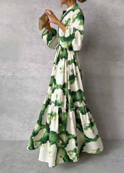 Charlotte – Elegant Green Maxi Dress with V-Neckline and Long Sleeves