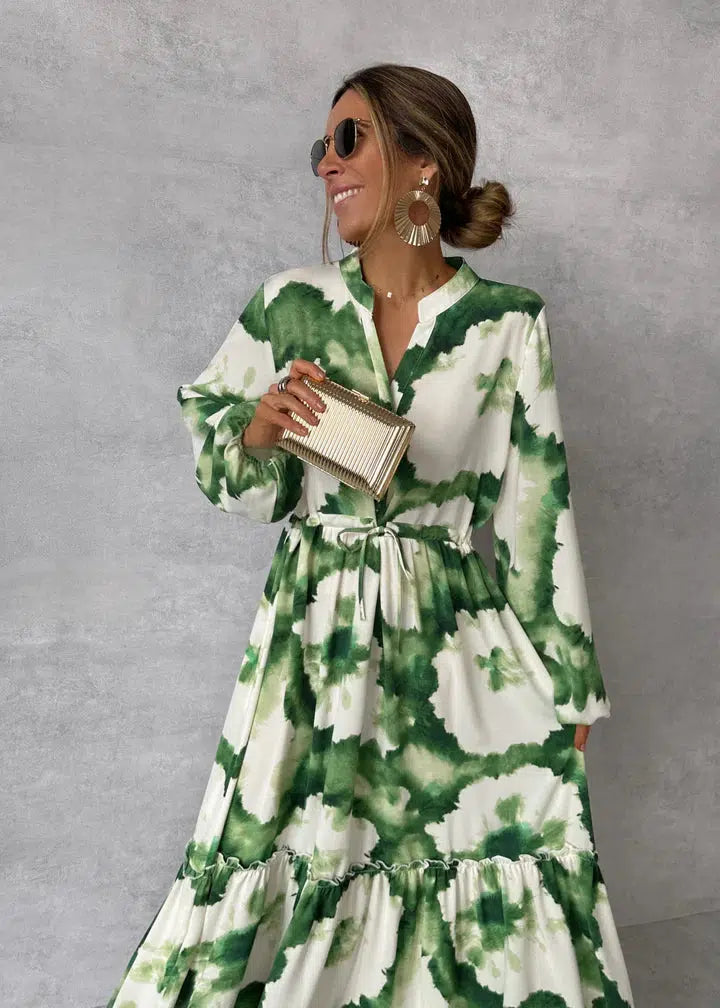 Charlotte elegant green maxi dress with v-neckline and long sleeves Style Cove Charlotte elegant green maxi dress with v-neckline and long sleeves Style Cove
