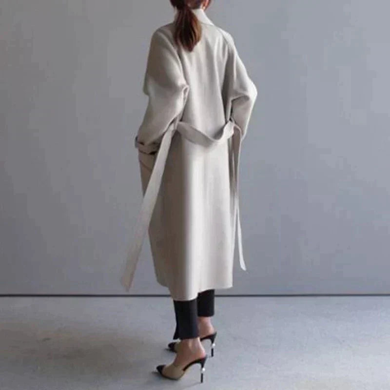 Long women's coat with belt – classic & figure-hugging