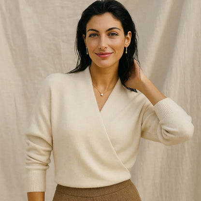 Women’s cozy v-neck knitted sweater – women