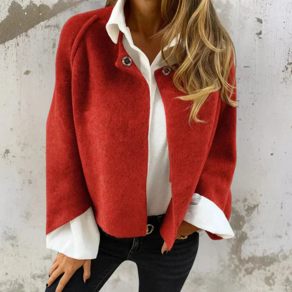 Women's elegant short wool coat