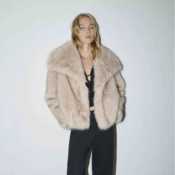 Women’s faux-fur jacket elegant cozy coat – women
