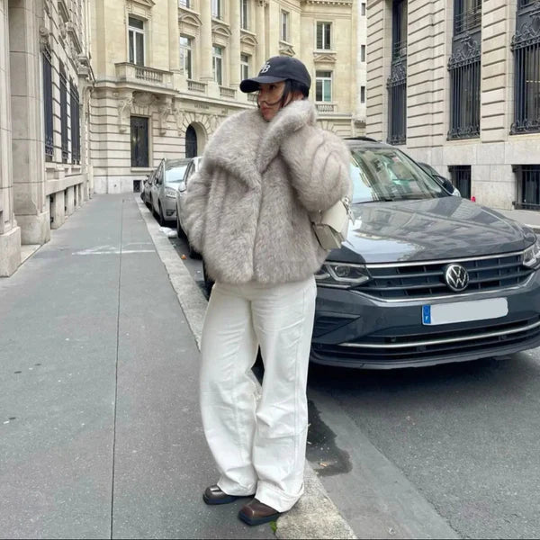 Women’s faux-fur jacket elegant cozy coat – women