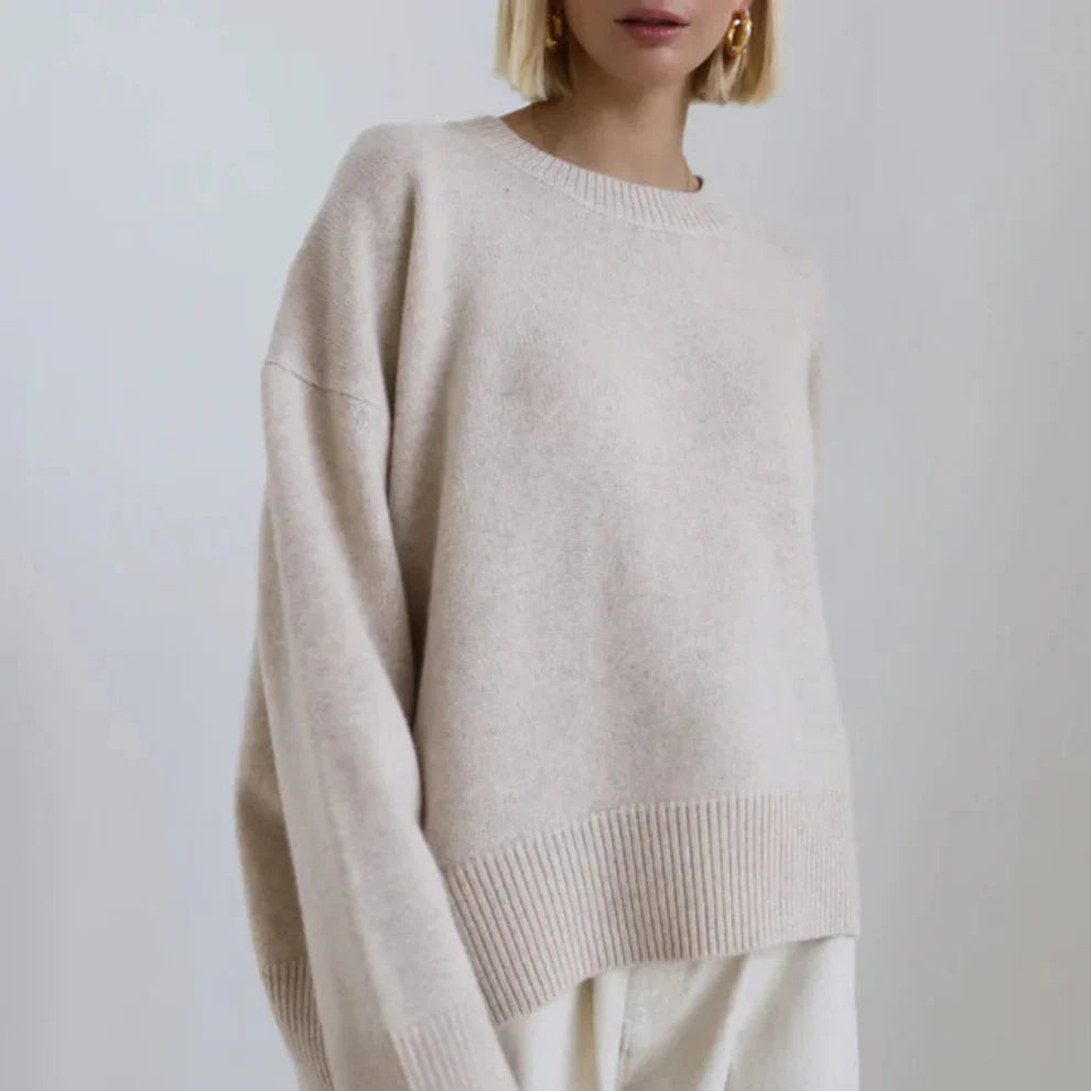 Women’s oversized crew-neck knitted sweater – women
