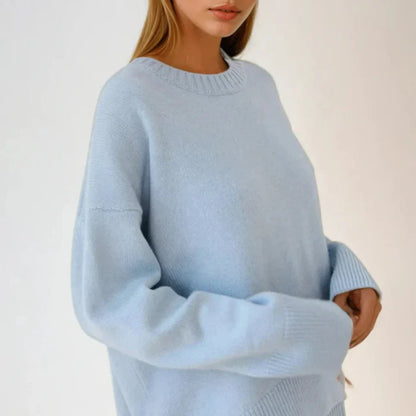 Women’s oversized crew-neck knitted sweater – women