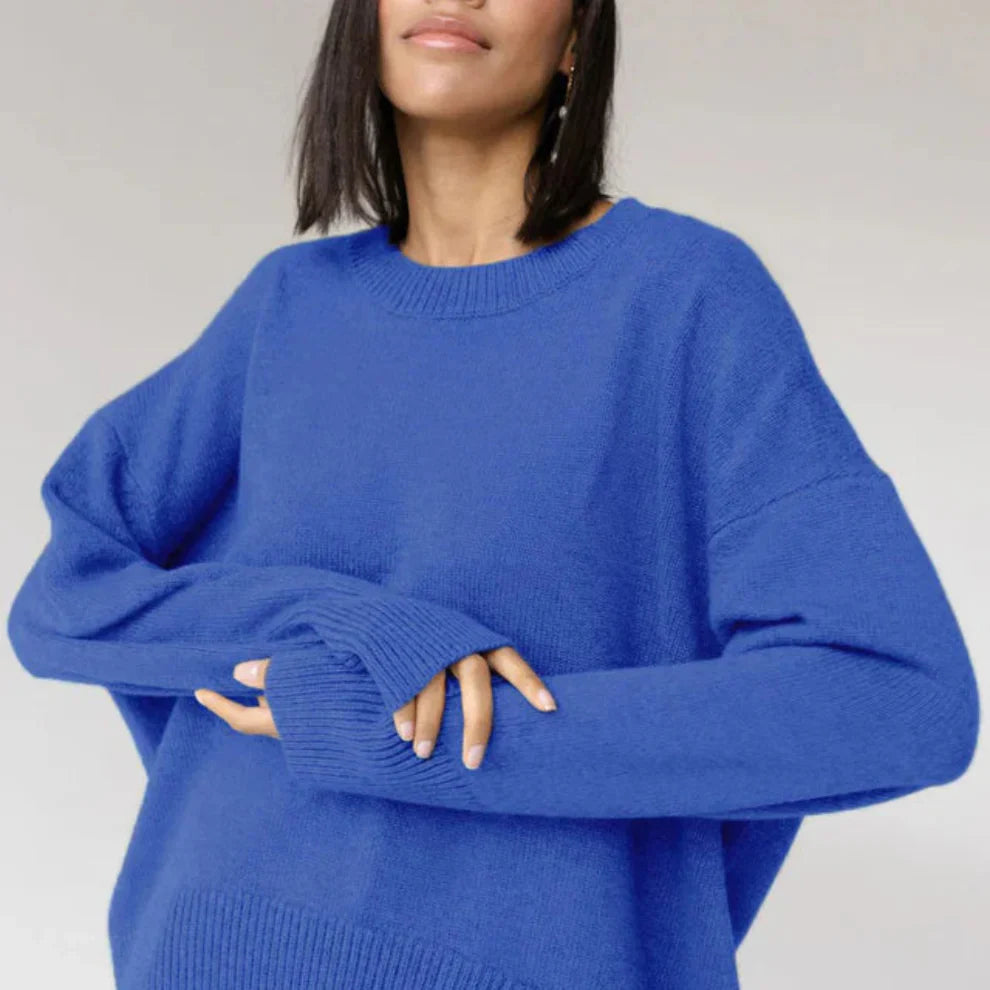 Women’s oversized crew-neck knitted sweater – women