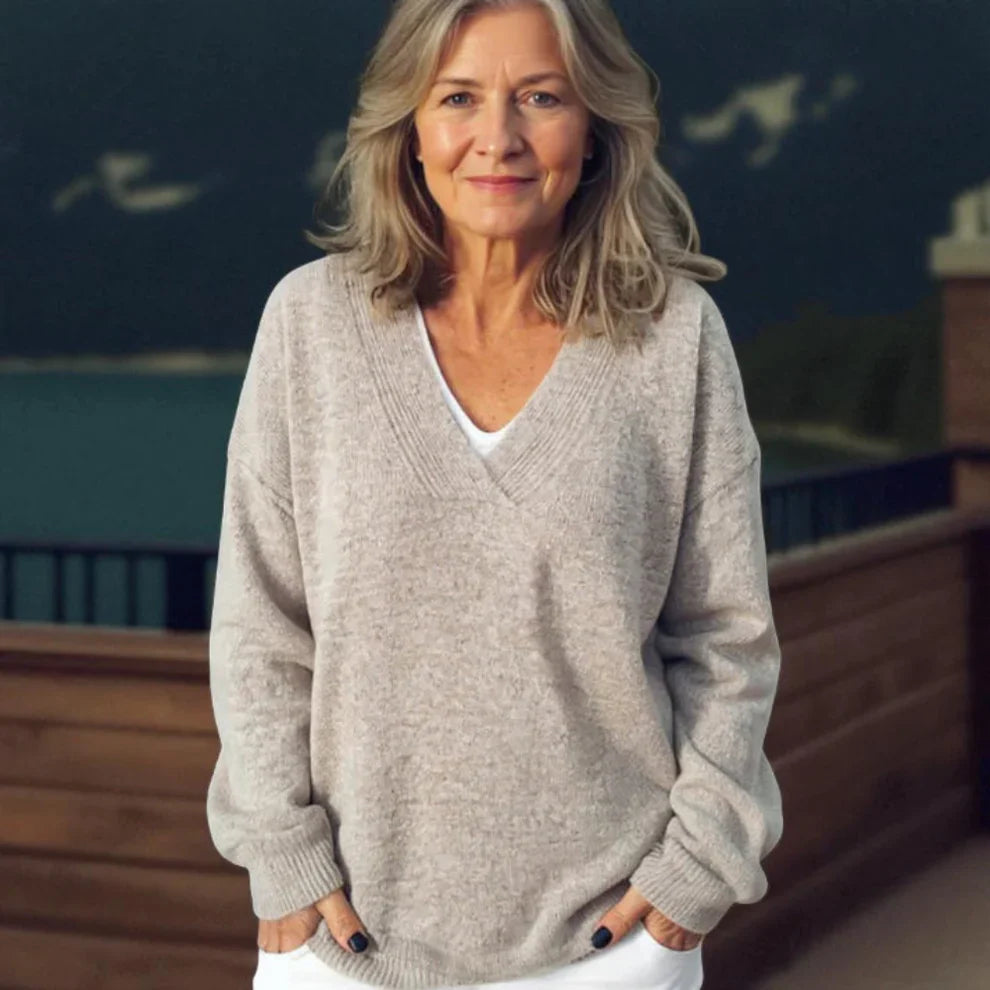Women’s oversized v-neck knitted sweater – women