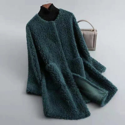Women’s shearling fur coat soft & chic – women