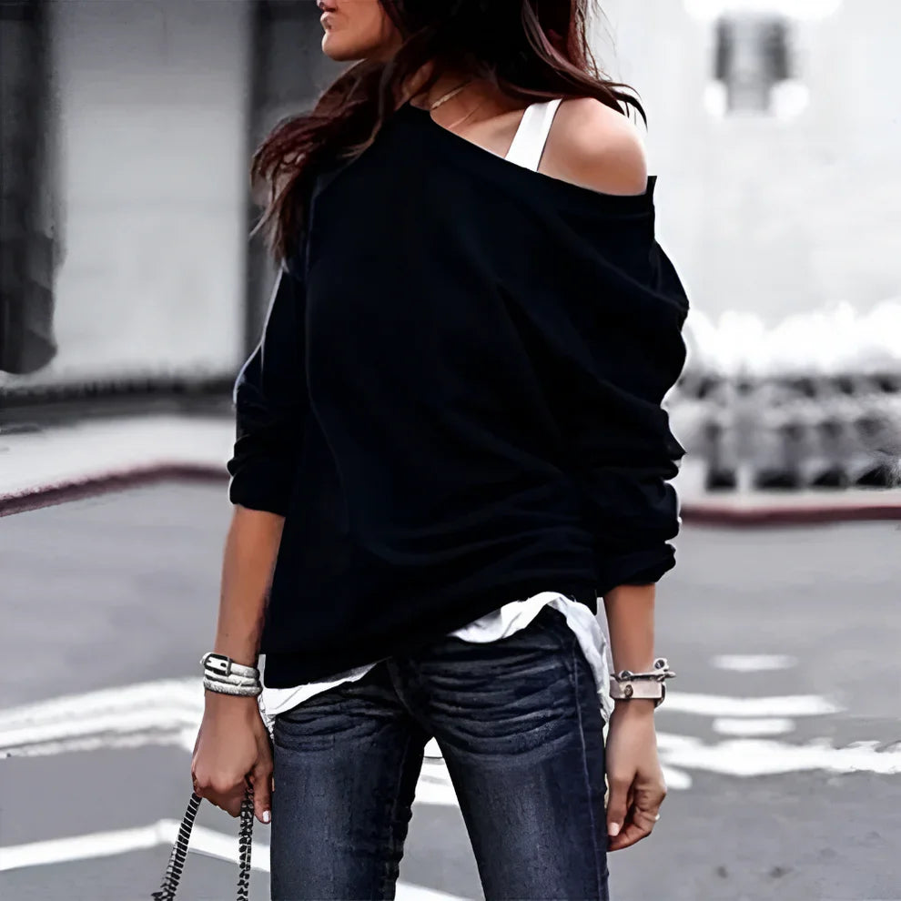 Women’s off-shoulder sweatshirt with heart pattern – women