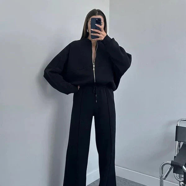 Women’s tracksuit set cozy sweater & pants – women
