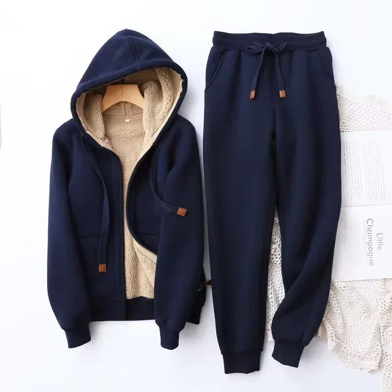 Women's two-piece loungewear set, warm and comfortable