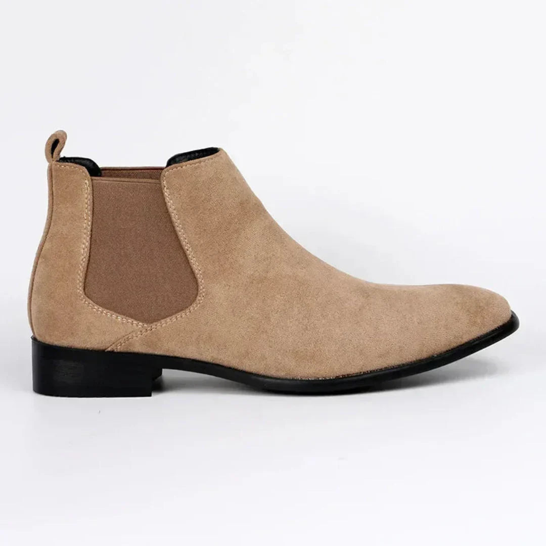 Classic pointed slip-on boots – men