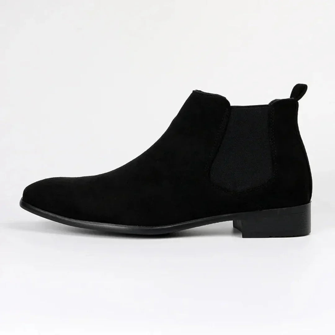 Classic pointed slip-on boots – men