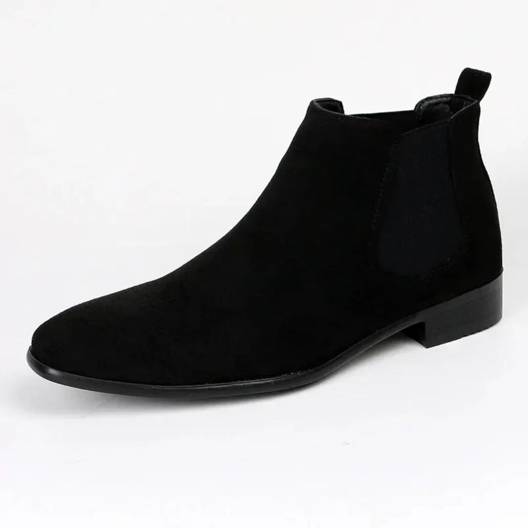 Classic pointed slip-on boots – men