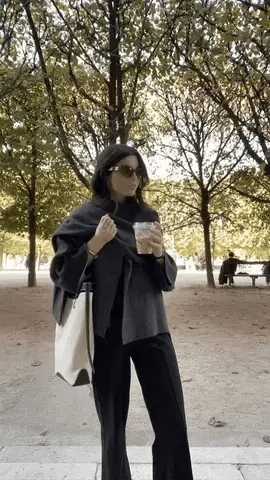 Ella cape jacket – sophisticated layering look