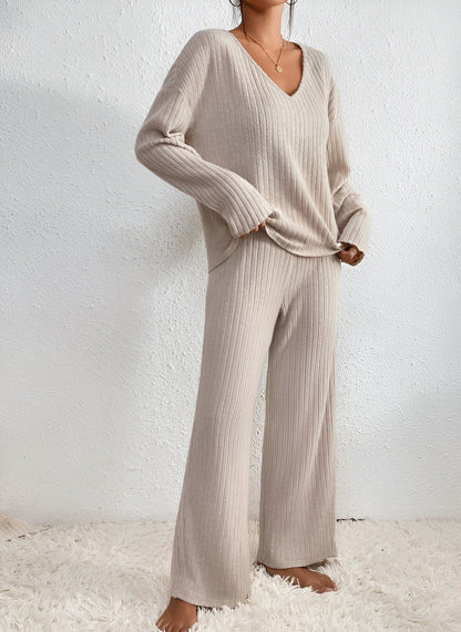 Isla – striped v-neck sweater set