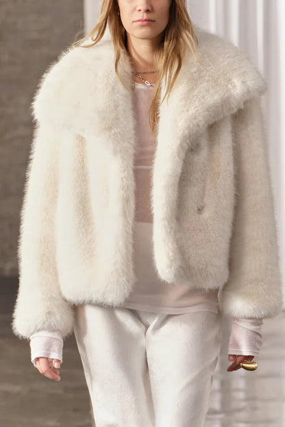 Women's short faux fur coat elegant – women