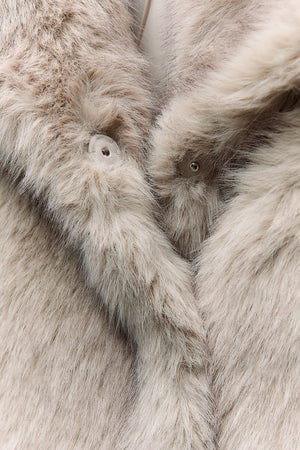 Women's short faux fur coat elegant – women