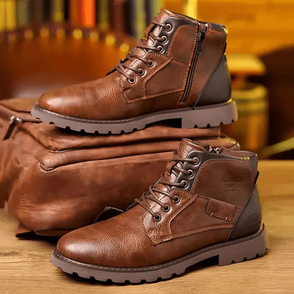 Frank – sturdy leather boots with reliable grip and treaded soles